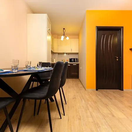 South - 2bd Flat With Balcony By Flat Mаnager Апартаменты Пловдив
