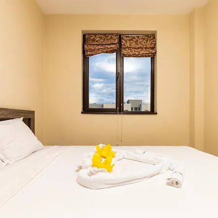 South - 2bd Flat With Balcony By Flat Mаnager Apartament *